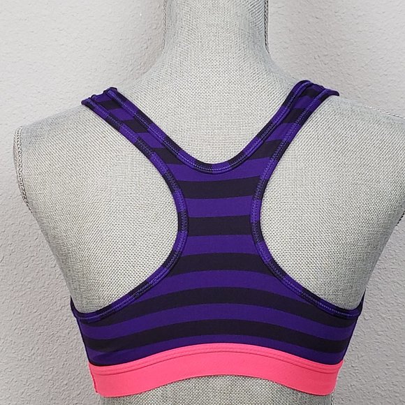 Nike Dri-fit sports bra striped size small - Picture 3 of 7